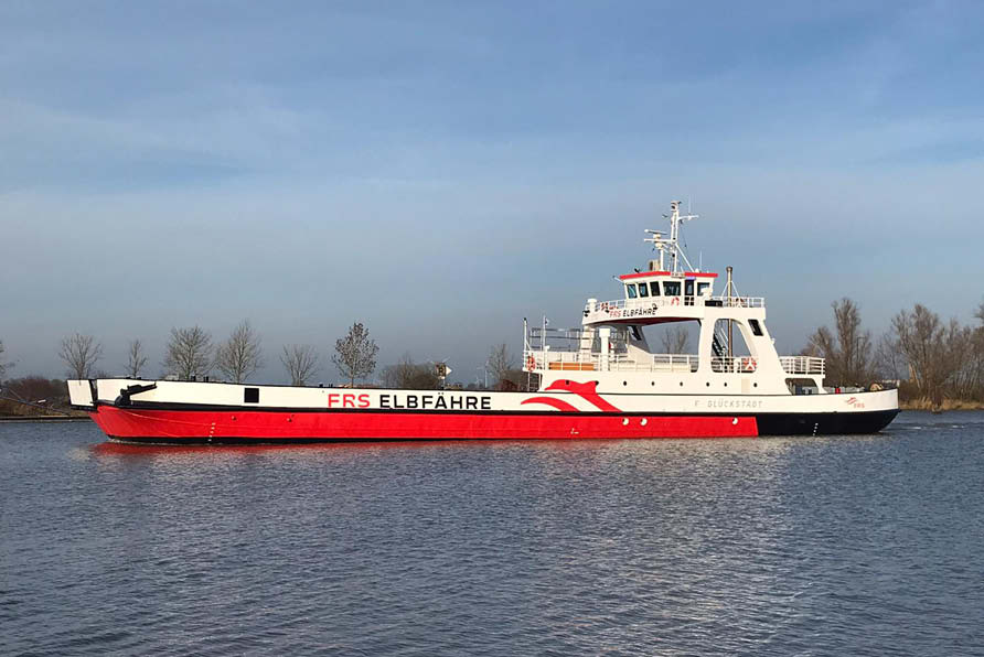 FRS Elbfähre's ferry "Glückstadt" with new coloring 
